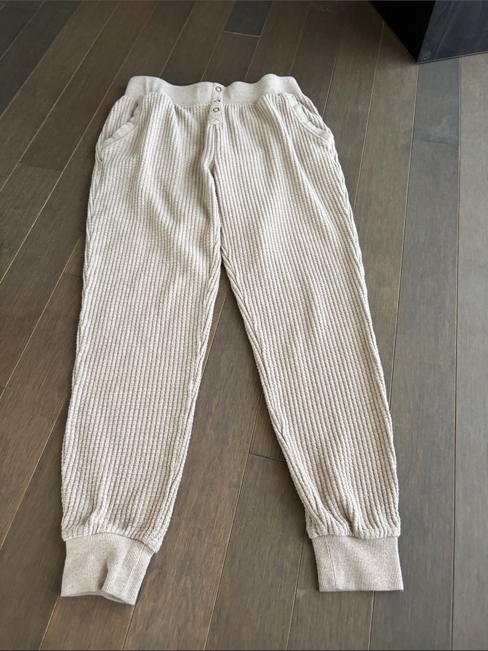 Cozy Ribbed  Jogger Pants in khaki by z supply